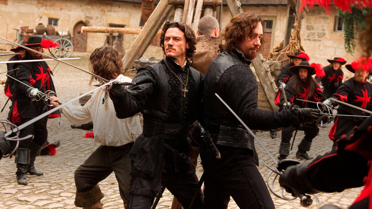Download The Three Musketeers (2011) Hindi DD5.1 + English BluRay 480p 720p 1080p